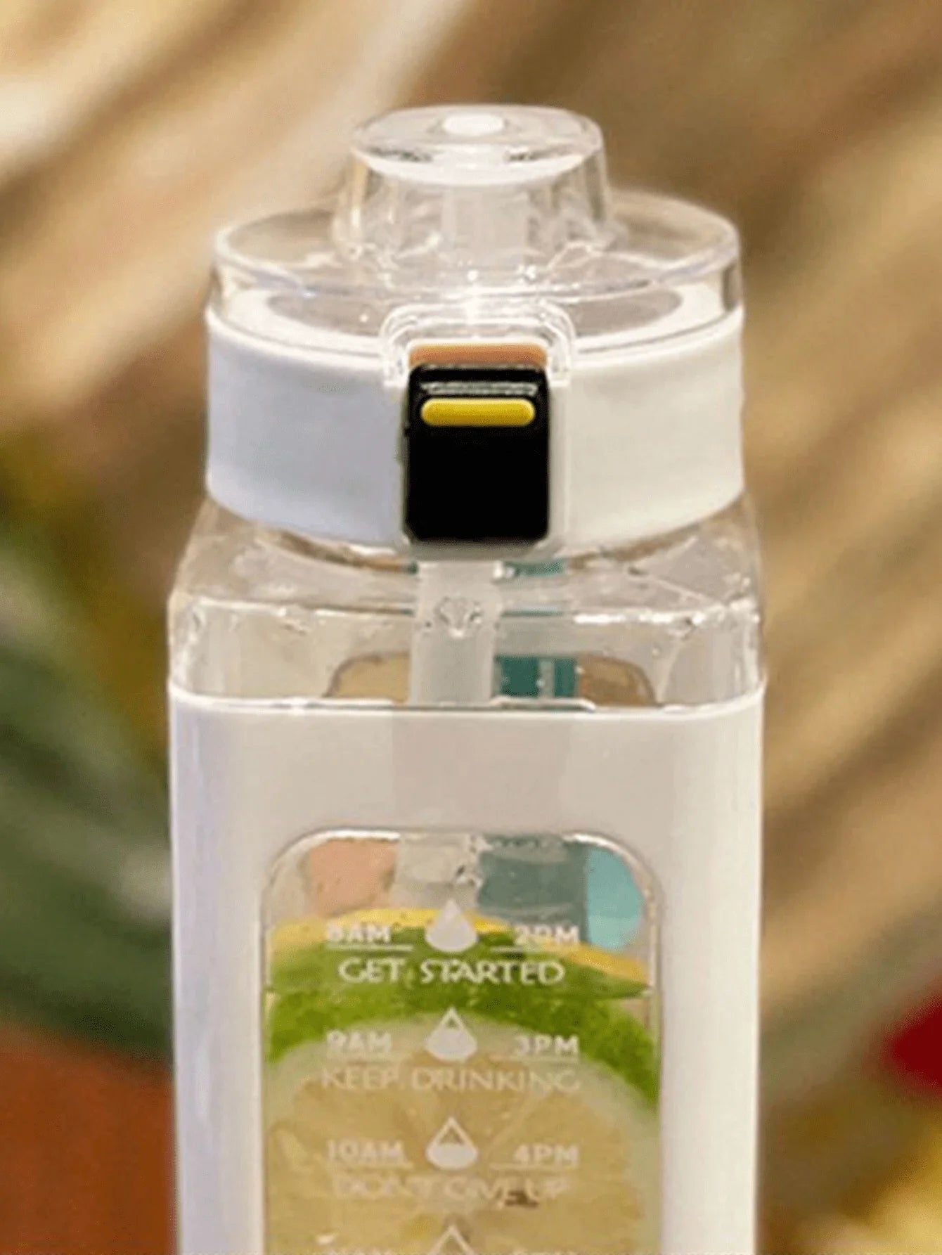 Elegant Sports Bottle with Gradient Scale