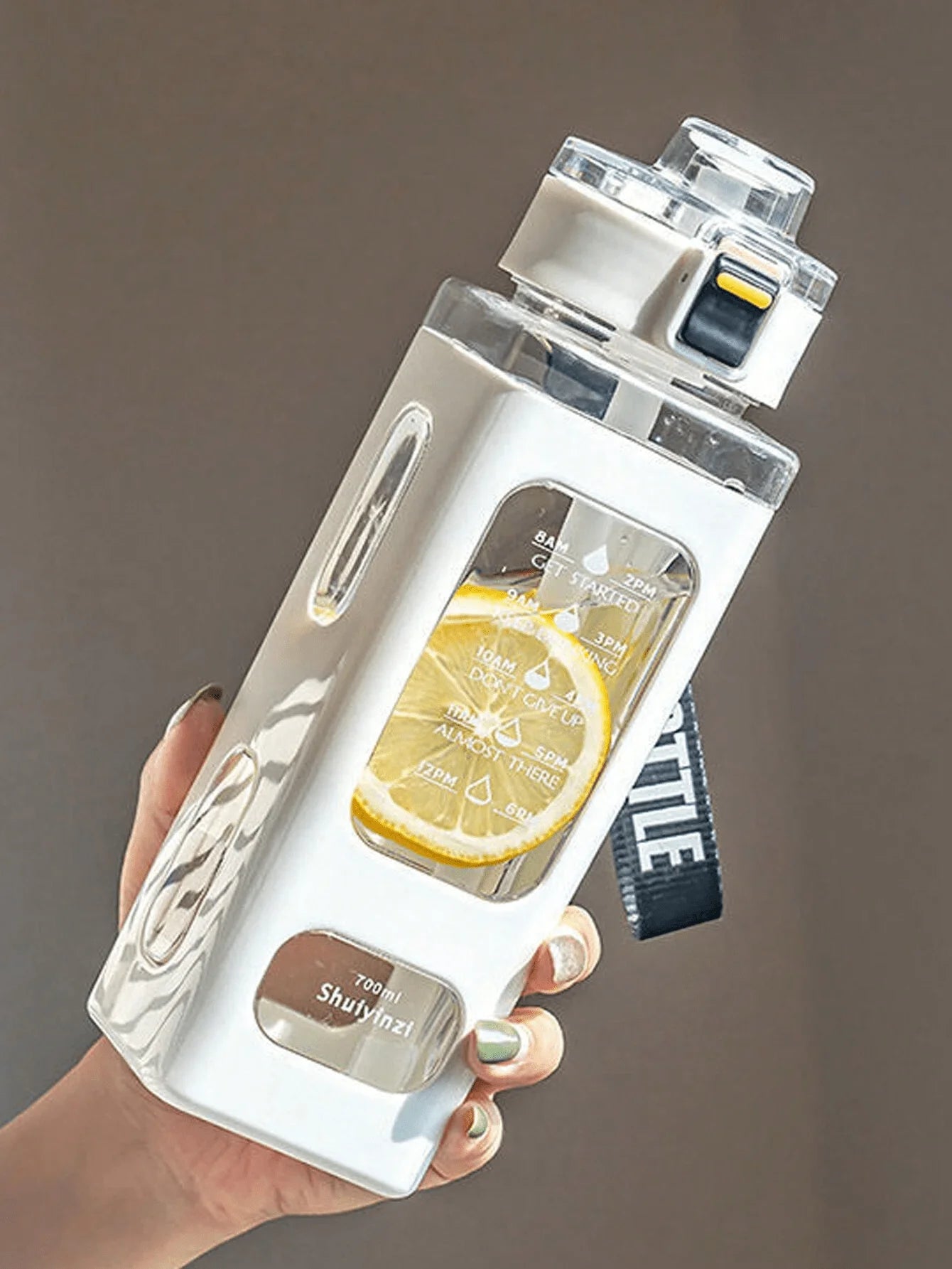 Elegant Sports Bottle with Gradient Scale
